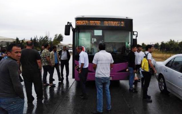 Azərbaycanda avtobus sürücüsü sükan arxasında öldü - Video