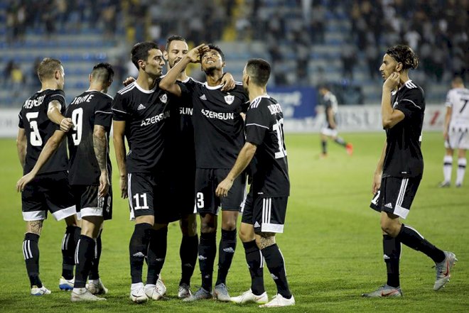 “Qarabağ”dan 6, “Neftçi”dən 3 futbolçu