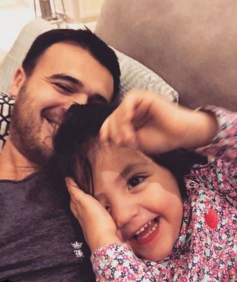 Emin Ağalarov Əminə ilə mahnı oxudu - VİDEO