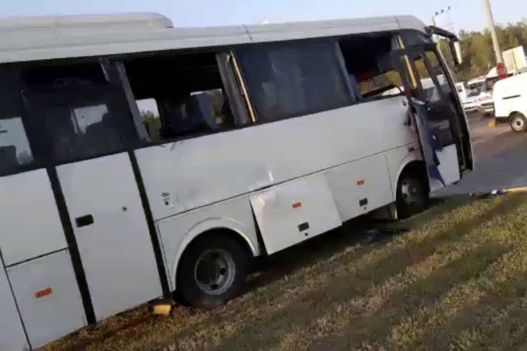 İranda avtobus qəzası nəticəsində 22 nəfər xəsarət alıb