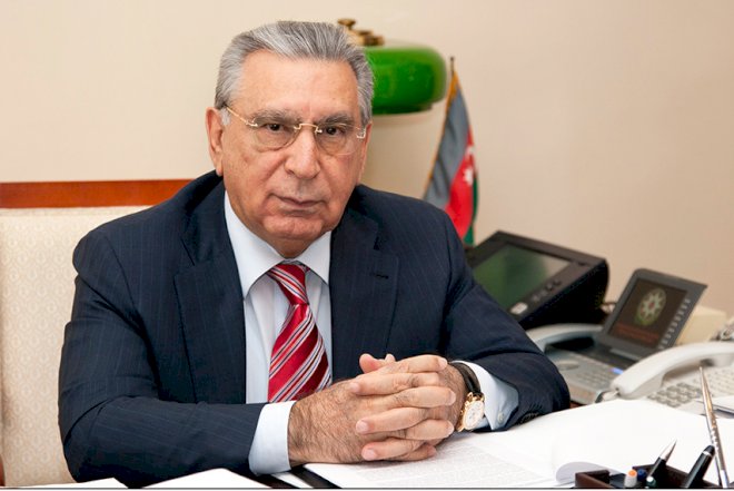 Keçmiş icra başçısı Ramiz Mehdiyevə göndərdiyi teleqramları paylaşdı