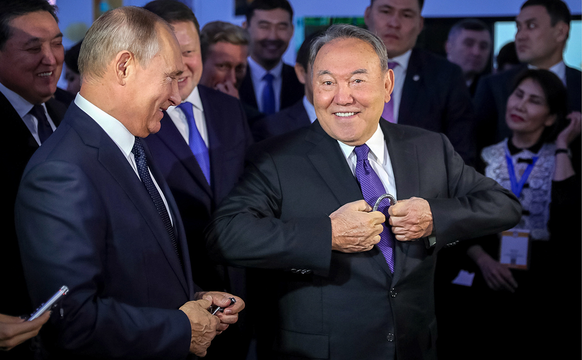 Nazarbayev prezidentləri barışdıracaq: Putinlə Zelenskini Qazaxıstanda görüşdürəcəm