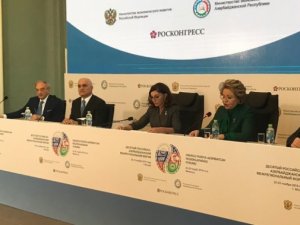 Mehriban Əliyeva Rusiya-Azərbaycan Regionlararası Forumun plenar iclasında