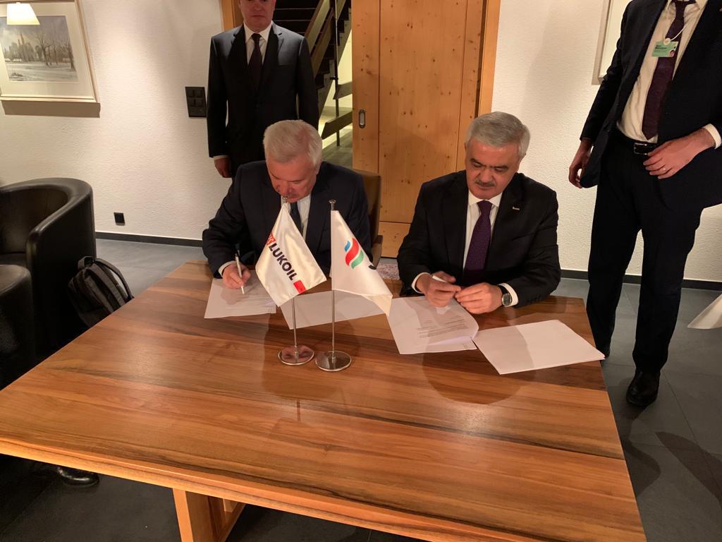SOCAR və “LUKoil” arasında əməkdaşlıq memorandumu imzalandı
