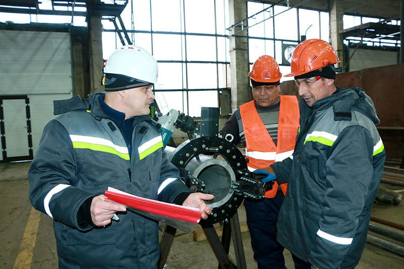 Azərbaycanlı mütəxəssislər Belarusun neft emalı zavodunda H-oil kompleksinin inşasında iştirak edir