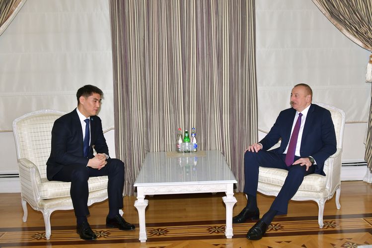 Prezident Çingiz Aydarbekovu qəbul edib