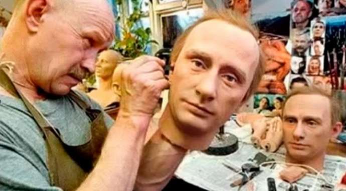 Putin oxşarlarından danışdı: “Deyirdilər, təhlükəli tədbirlərə onları göndərək…”