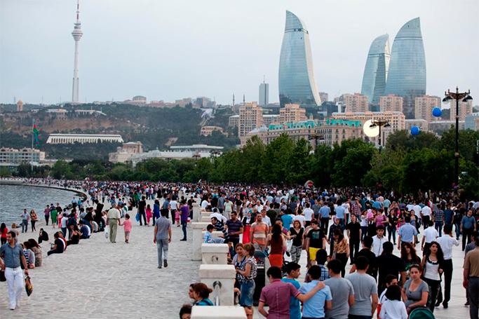 Azərbaycanda mühüm yenilik: İŞ SAATLARI DƏYİŞİR - DETALLAR AÇIQLANDI