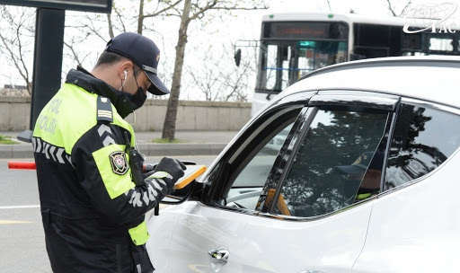 Yol polisi karantin postlarında sıxlığı aradan qaldırmaq üçün xüsusi vasitələri işə saldı