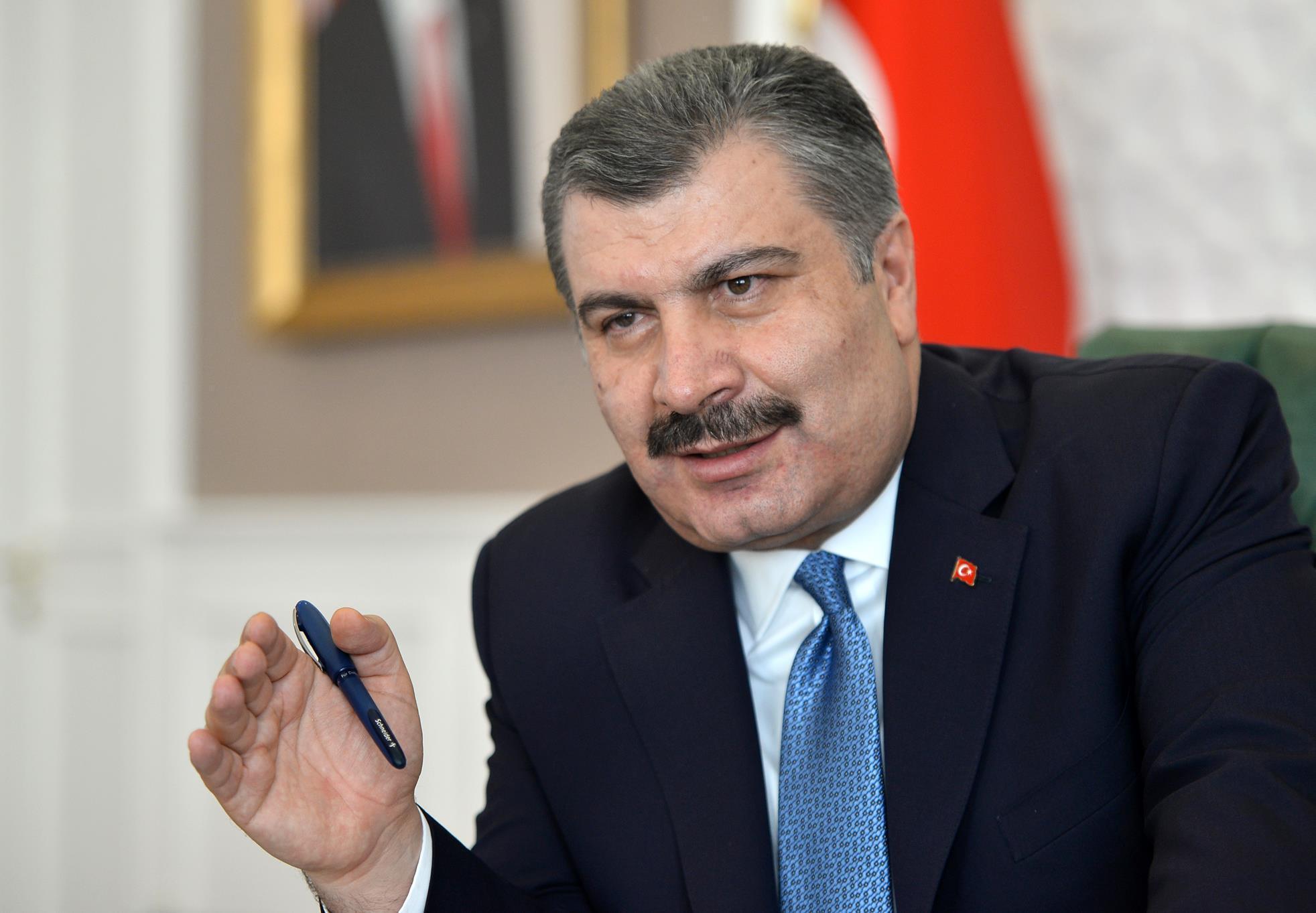 Türkiyədə COVID-19 xəstələrinin sayı 221,5 minə çatıb