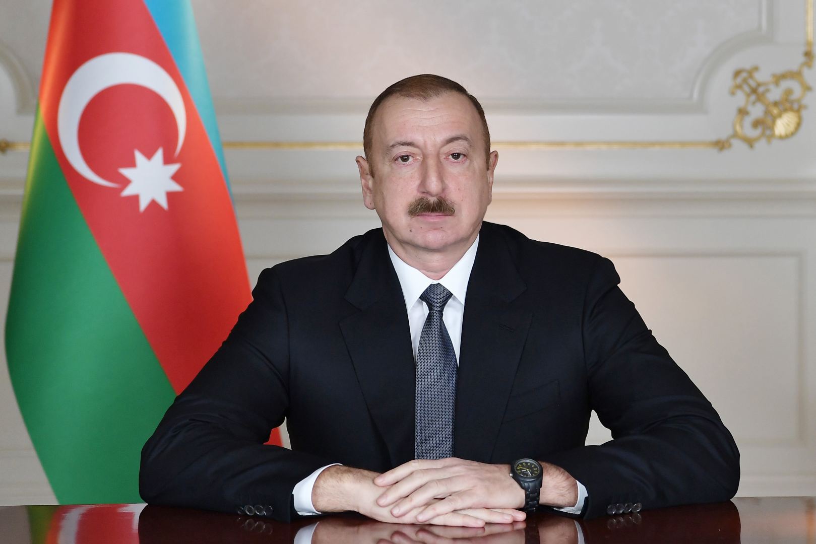 Prezident Fərman İmzaladı