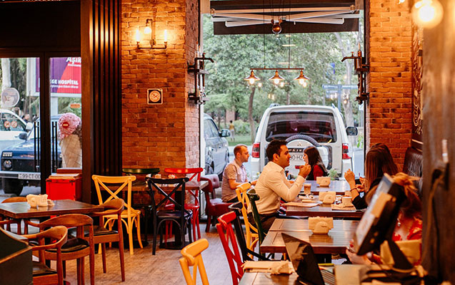 Sabahdan kafe və restoranlar fəaliyyətini bərpa edir – RƏSMİ