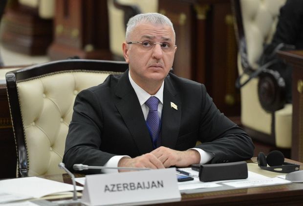 Ülvi Quliyev: “Abel Məhərrəmovun həmin məclisdə etdiyi çıxış da xeyir-dua sağlığı deyildi”