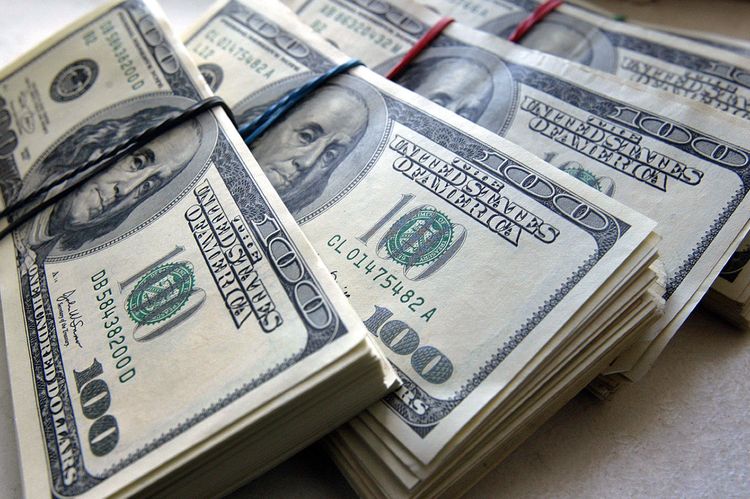 Dolların sabahkı məzənnəsi açıqlanıb