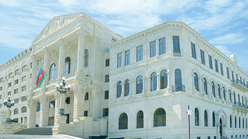 Azərbaycanda vəzifəli şəxs həbs edildi