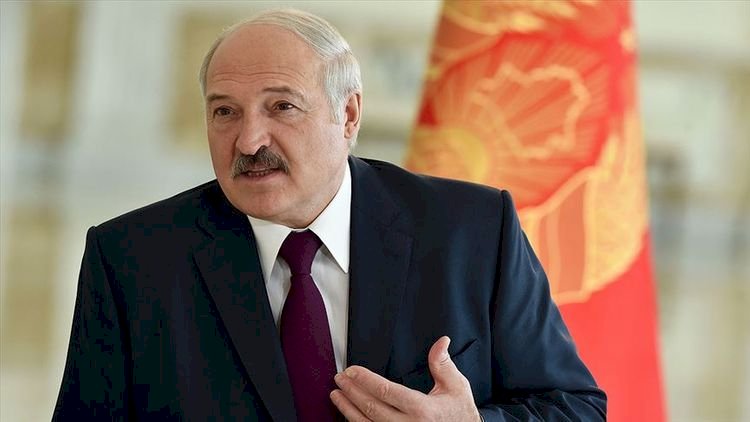Lukaşenkodan etiraf: “Öz postumda bir qədər artıq oturdum”
