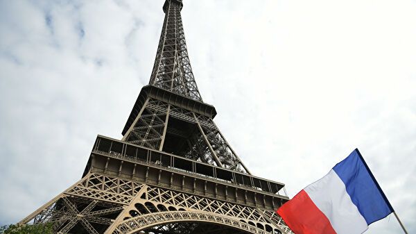 Parisdə bomba həyəcanı - Eyfel qülləsi bağlandı