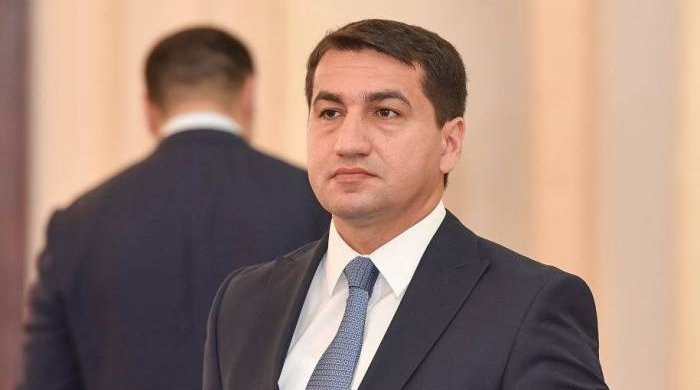 Hikmət Hacıyev cəbhədəki son vəziyyətdən danışıb
