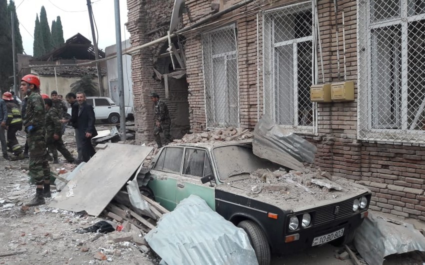 Gəncənin atəşə tutulması nəticəsində 1 nəfər ölüb, 32 nəfər xəsarət alıb