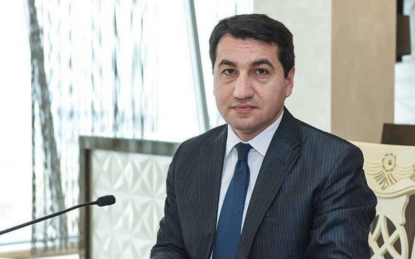 “Erməni əsirlər ailə üzvləri ilə əlaqə saxlayıb” - Hikmət Hacıyev