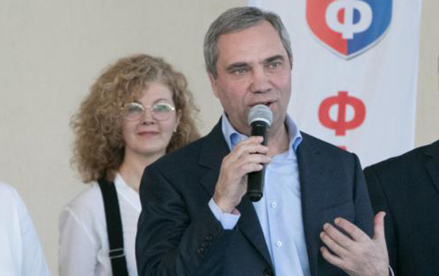 Deputat naməlum şəxs tərəfindən güllələndi
