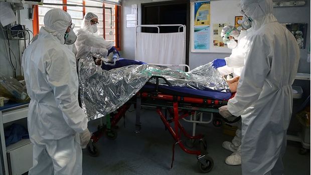 Fransada koronavirus kabusu: Hər 30 saniyədə bir nəfər xəstəxanaya yerləşdirilir