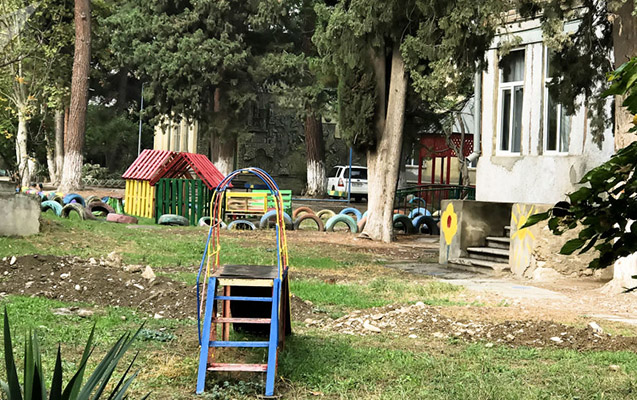 Tbilisidə bütün uşaq bağçaları təcili bağlanır