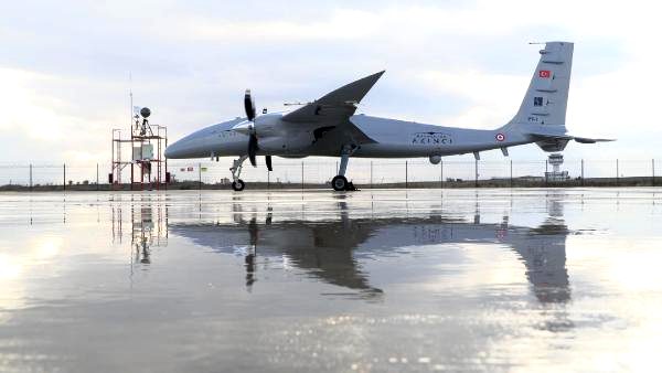 “Bayraktar”ın yeni dronu bir ilkə imza atdı - VİDEO