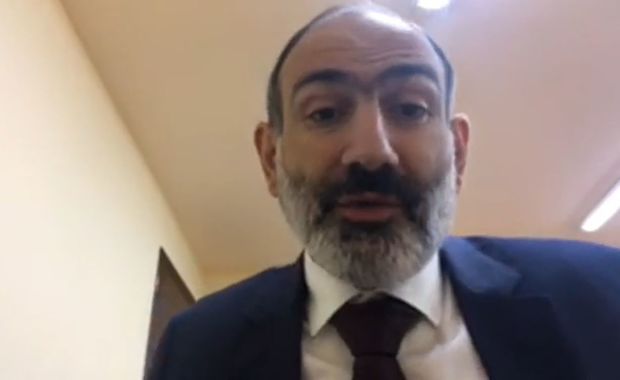 Qorxuya düşən Paşinyan xalqına yalvarır: “Evinizə gedin”
