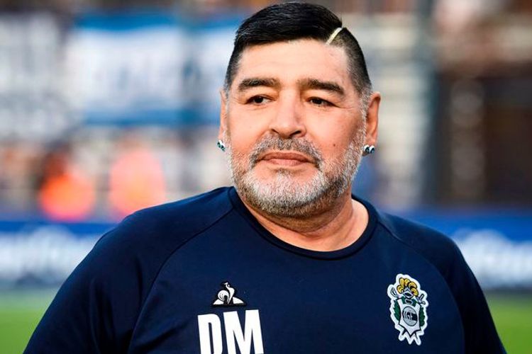 Maradona yenidən xəstəxanaya yerləşdirildi