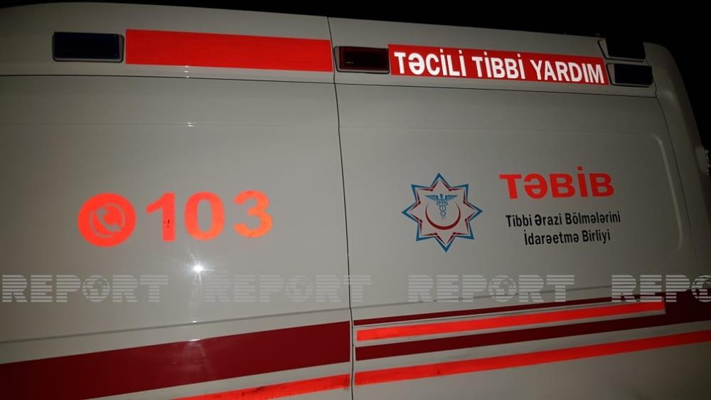Ucarda təcili yardım avtomobili piyadanı vurub öldürdü - FOTO