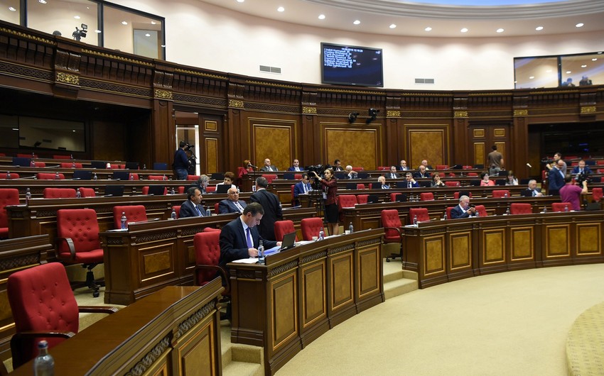 Erməni deputat: