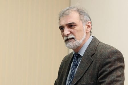Hikmət Hacızadə vəfat etdi