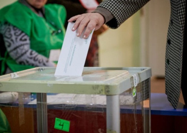 Gürcüstan parlamentinə seçkilərin ikinci turu başa çatdı