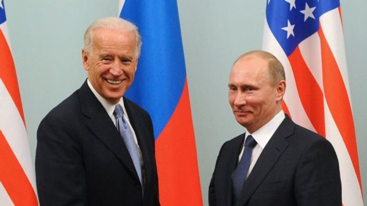 Putin Baydeni nə vaxt təbrik edəcək?