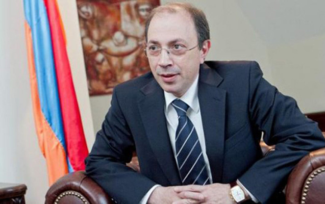 Ermənistan xarici işlər naziri Moskvaya getdi