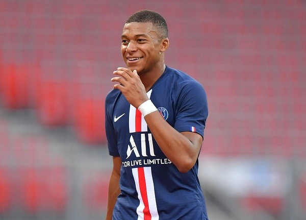 Mbappe Messini geridə qoydu