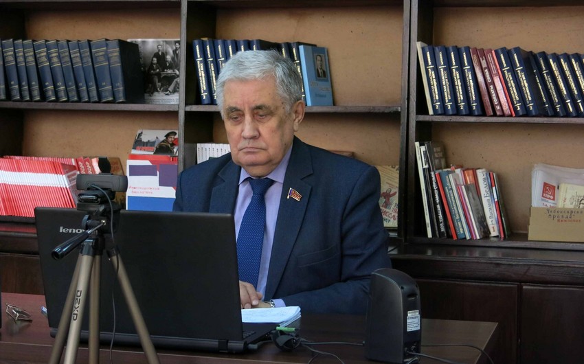 Rusiyada deputat koronavirusdan öldü