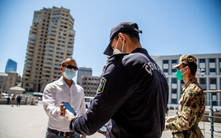 Karantin pozan 2 626 nəfər cərimələndi