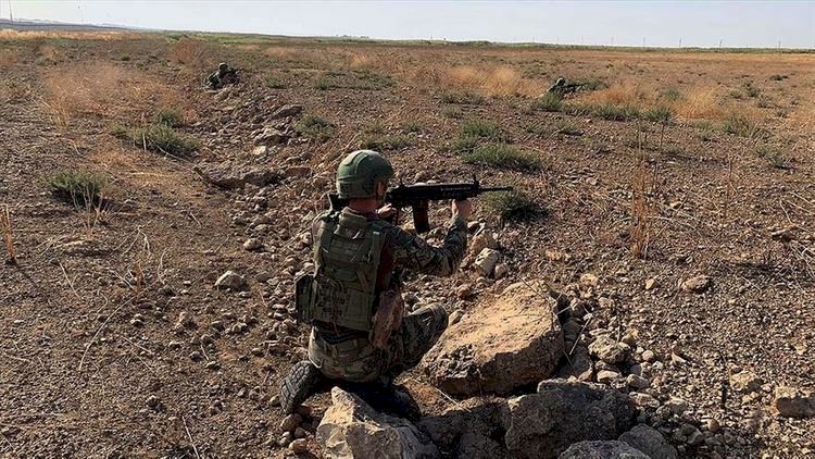 Türkiyə hərbçiləri terrorçuları məhv etdi