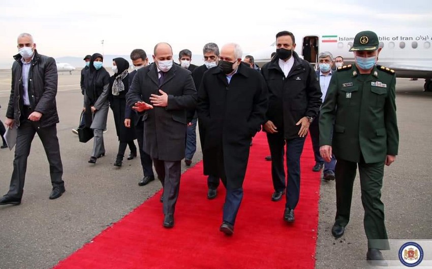 Cavad Zərif Gürcüstanda səfərdədir