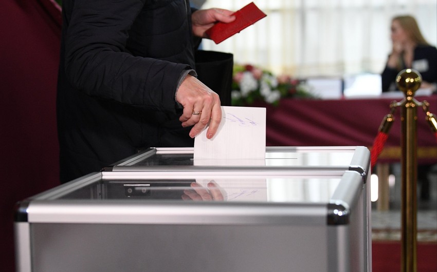 Ermənistanda növbədənkənar parlament seçkiləri iyunda keçiriləcək