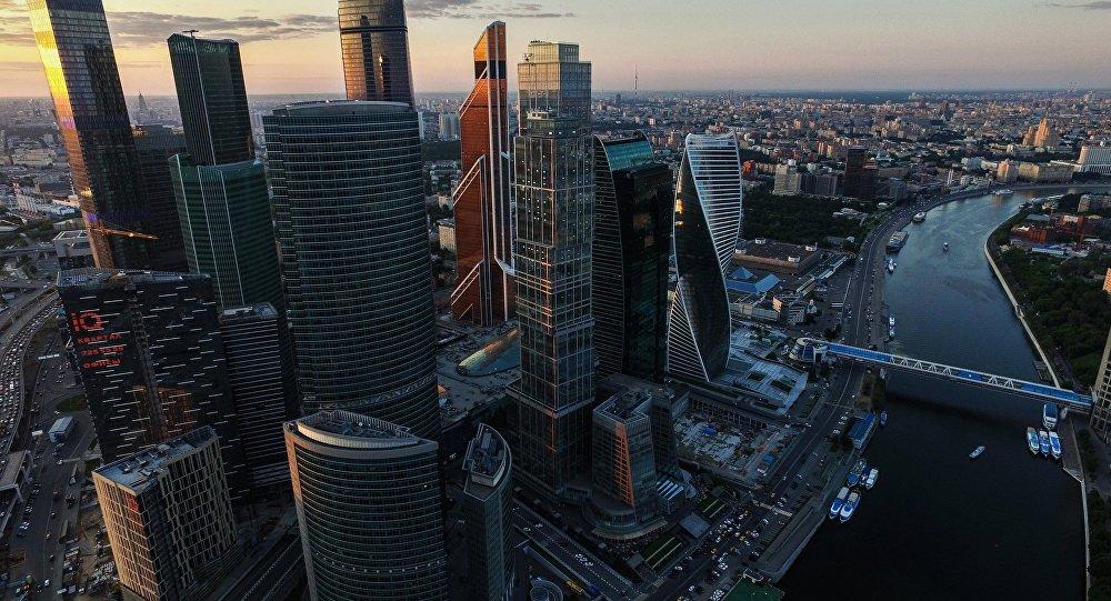Nyu York metrosunda sərnişinlərə hücum: ölənlər var