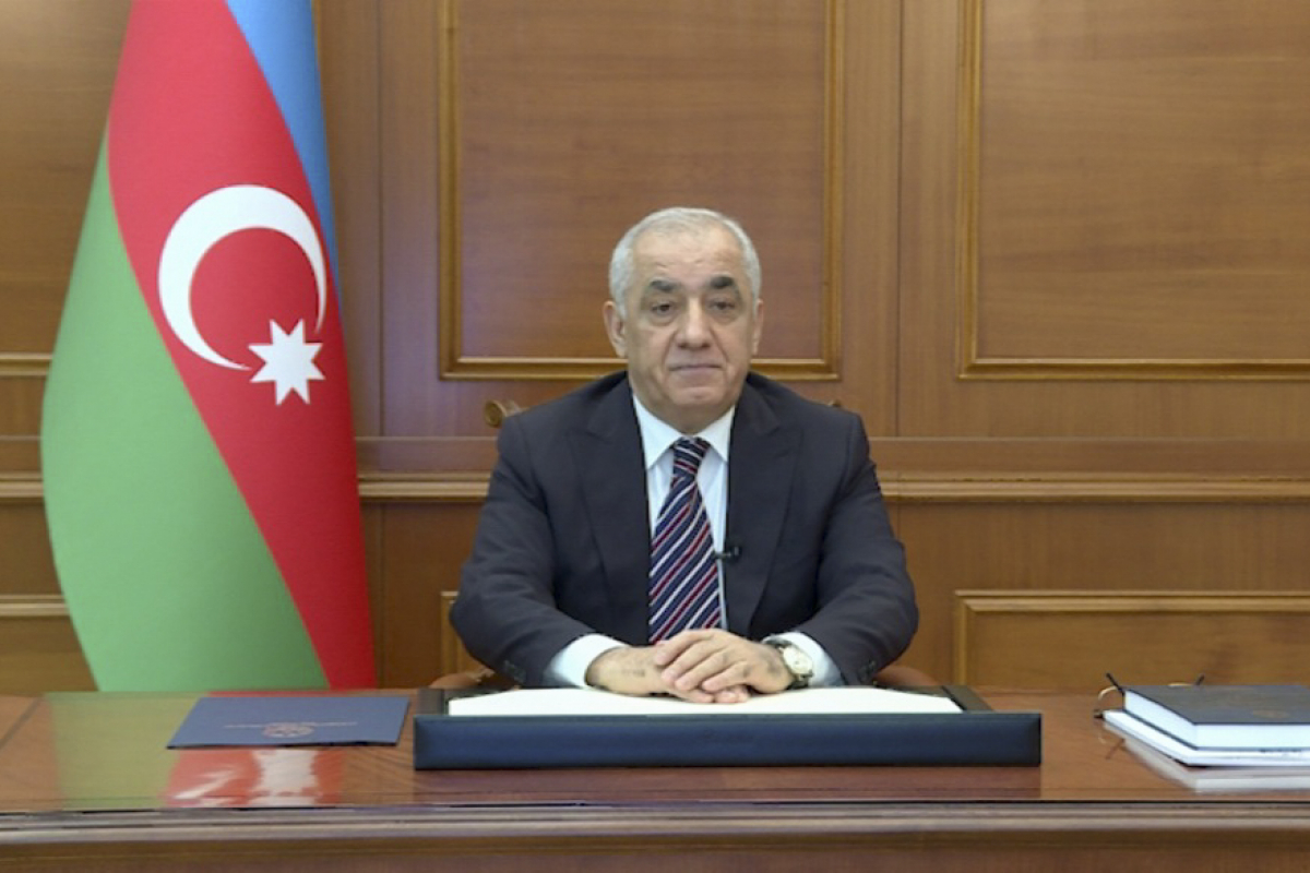 Əli Əsədov iclas keçirdi