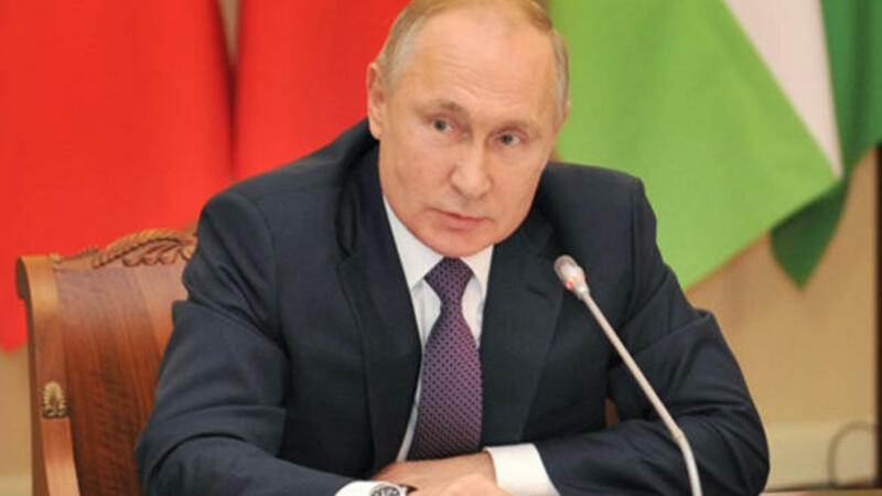 Putin səfiri vəzifəsindən azad etdi