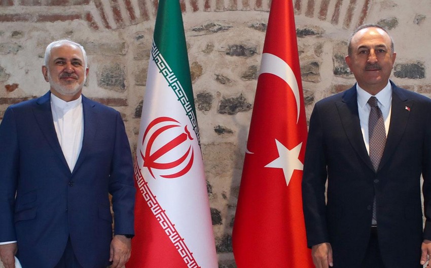 Türkiyə və İran XİN başçılarının görüşü oldu