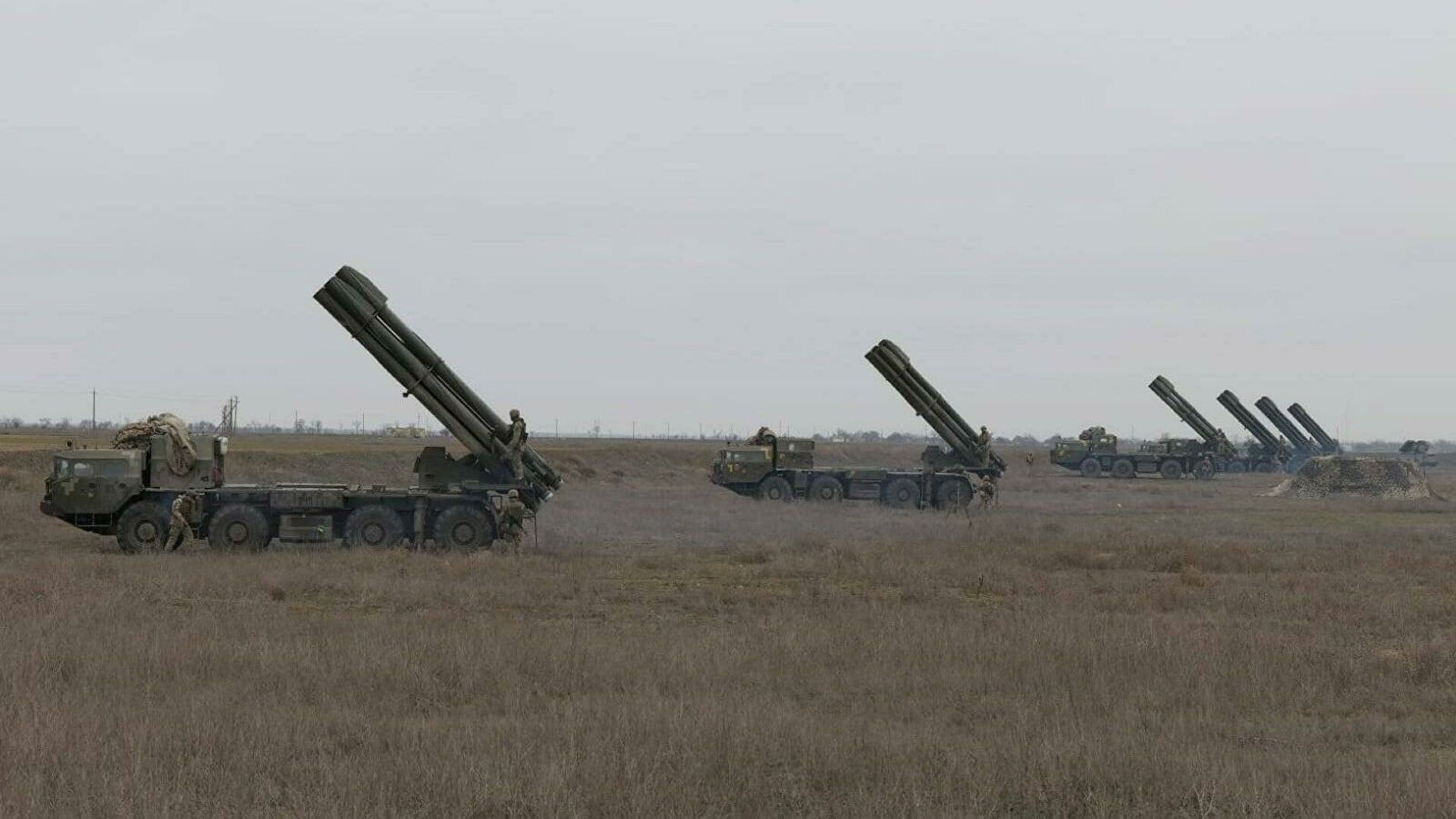 Ukrayna hərbçiləri Krımla sərhəddə təlimlər keçiriblər