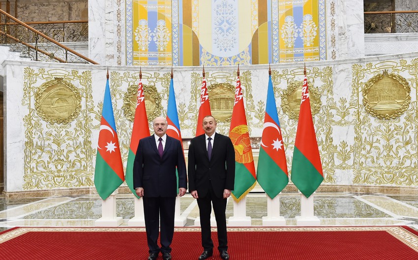 Əliyevlə Lukaşenkonun qeyri-rəsmi görüşü oldu