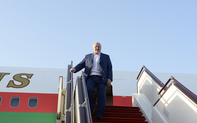 Lukaşenko Bakıya gəldi - FOTOLAR