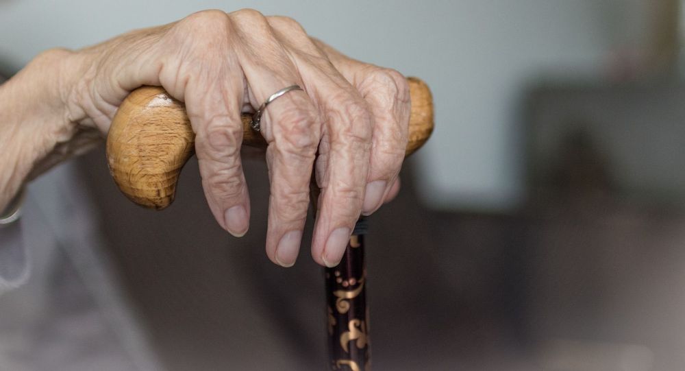 “Pensiya yaş həddi aşağı salınmalıdır” – Ekspertdən açıqlama